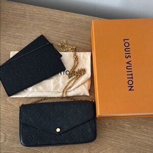 Louis Vuitton Pochette Félicie Black monogram purse